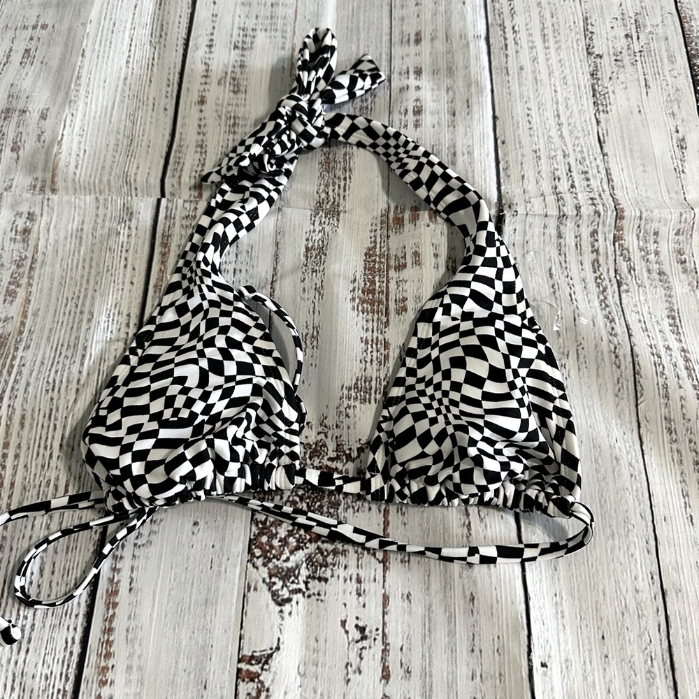 NWOT Wild fable bikini top